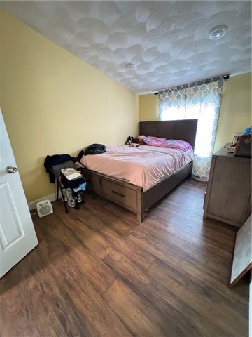 91 Seabiscuit Place, Pawtucket, RI 02861