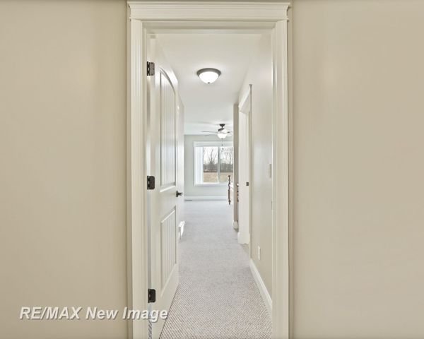 102 Tuscany Circle, Saginaw Twp, MI 48603