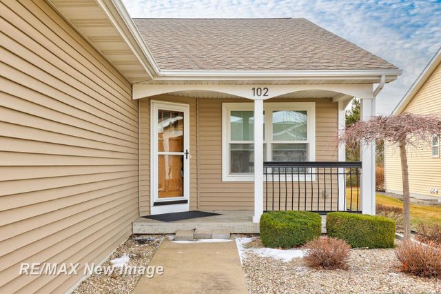 102 Tuscany Circle, Saginaw Twp, MI 48603