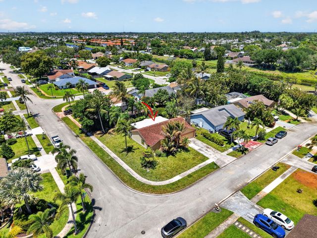 9389 Longmeadow Circle, Boynton Beach, FL 33436