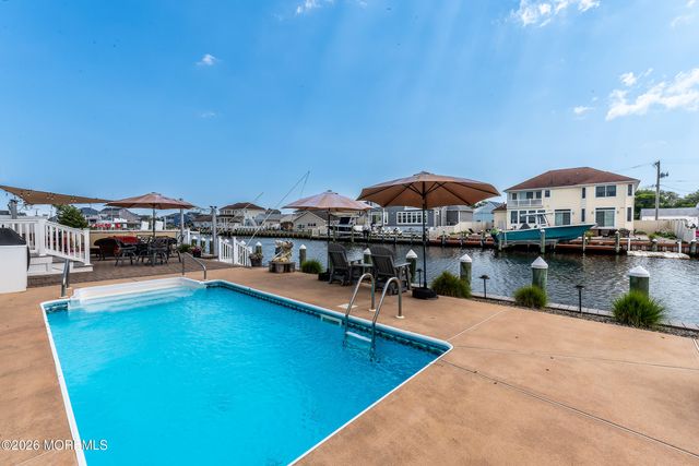 1149 E Hickory Drive, Lanoka Harbor, NJ 08734