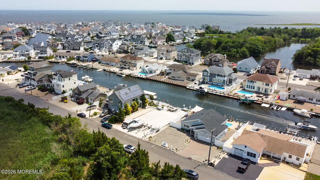1149 E Hickory Drive, Lanoka Harbor, NJ 08734