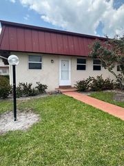 12021 W Greenway Drive W 101, Royal Palm Beach, FL 33411