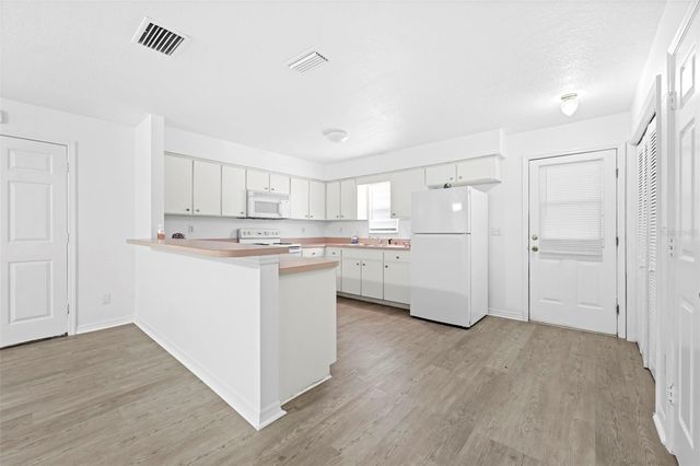 37407 BRANCH AVENUE, Dade City, FL 33523