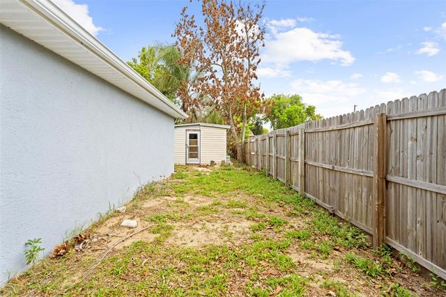 37407 BRANCH AVENUE, Dade City, FL 33523