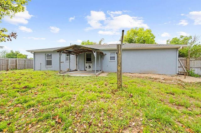 37407 BRANCH AVENUE, Dade City, FL 33523