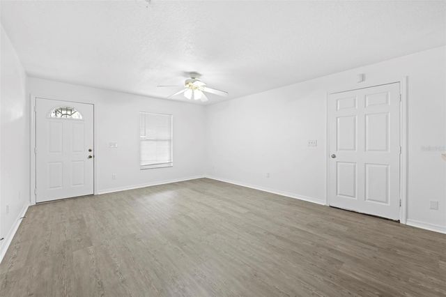 37407 BRANCH AVENUE, Dade City, FL 33523
