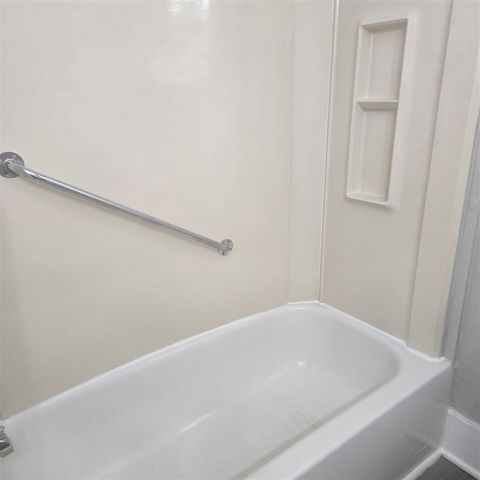 53 S Wabash Avenue, Battle Creek, MI 49017