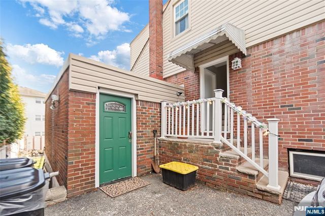 154 Orchard Street, Elmwood Park, NJ 07407