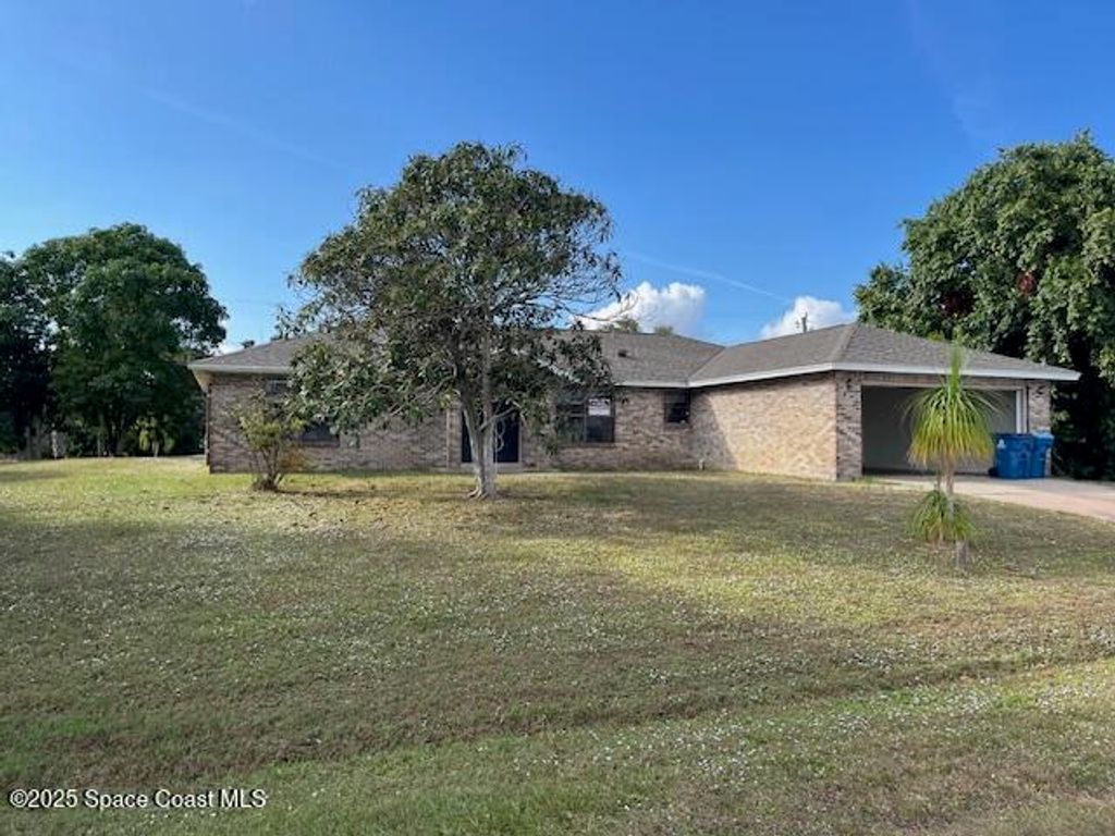 1966 Gould Avenue SW, Palm Bay, FL 32908