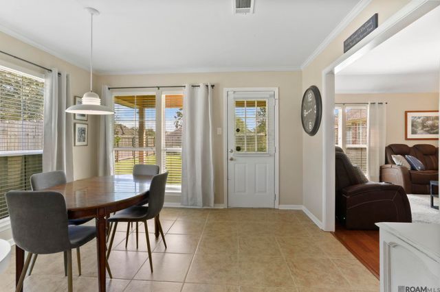 38405 Oakleigh Ln, Prairieville, LA 70769