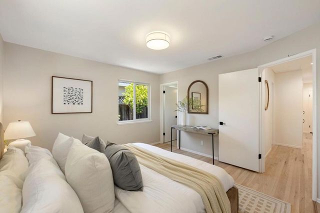 841 Peach Avenue, Sunnyvale, CA 94087
