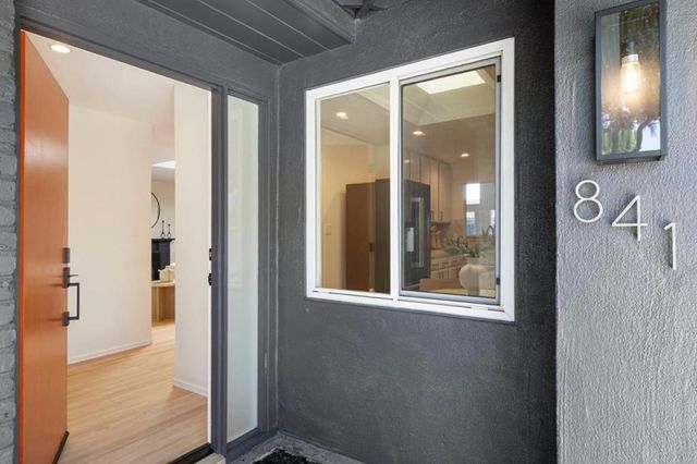 841 Peach Avenue, Sunnyvale, CA 94087