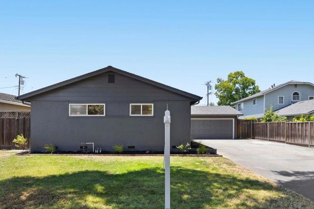 841 Peach Avenue, Sunnyvale, CA 94087