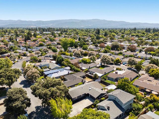 841 Peach Avenue, Sunnyvale, CA 94087