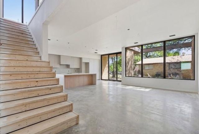1403 Barton Hills Dr 3, Austin, TX 78704