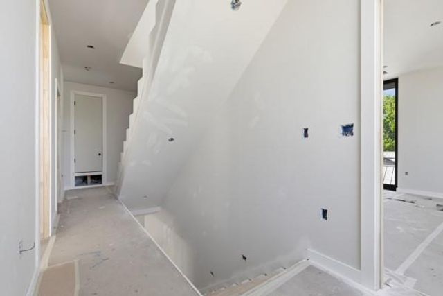 1403 Barton Hills Dr 3, Austin, TX 78704
