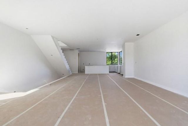 1403 Barton Hills Dr 3, Austin, TX 78704