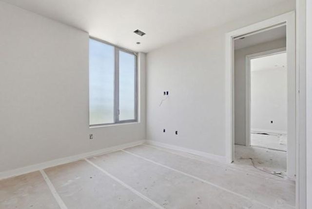 1403 Barton Hills Dr 3, Austin, TX 78704