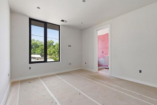 1403 Barton Hills Dr 3, Austin, TX 78704