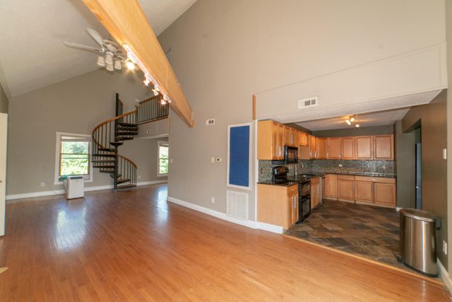 440 Aurora LN, Christiansburg, VA 24073