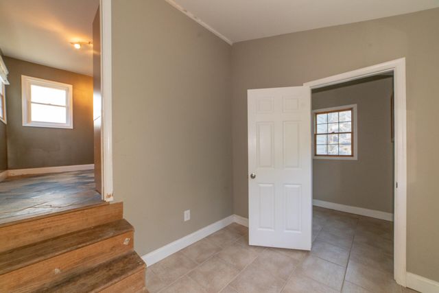 440 Aurora LN, Christiansburg, VA 24073