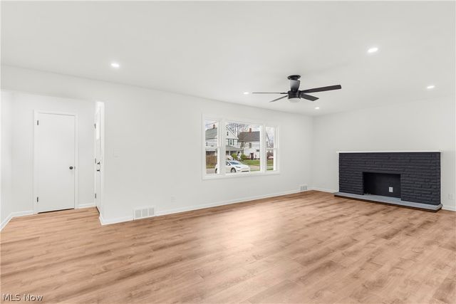 529 Warren Avenue, Niles, OH 44446