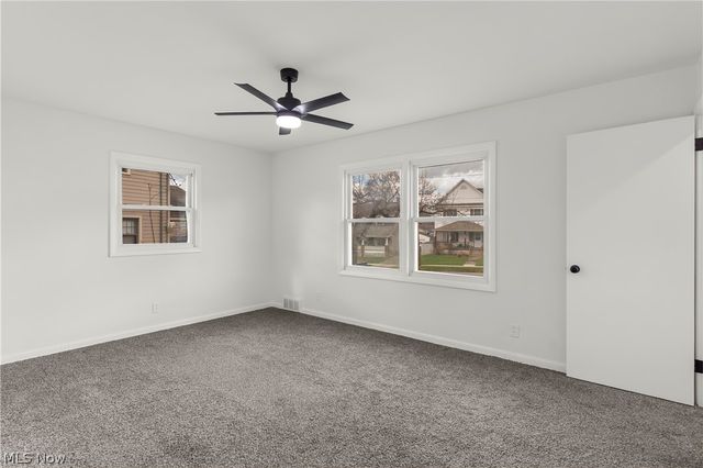 529 Warren Avenue, Niles, OH 44446