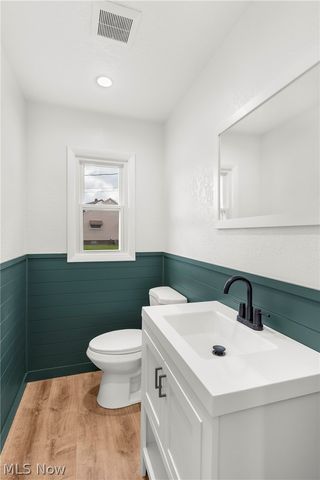 529 Warren Avenue, Niles, OH 44446