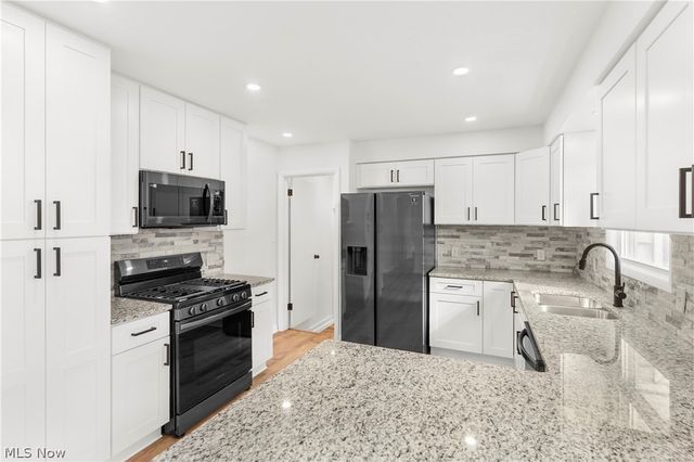 529 Warren Avenue, Niles, OH 44446