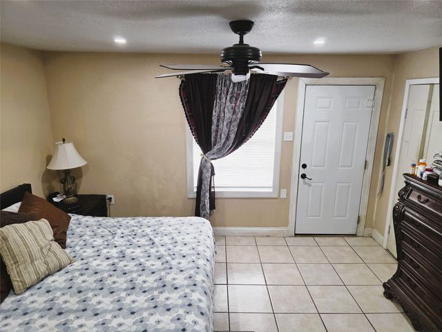 13973 Bee Street, Farmers Branch, TX 75234