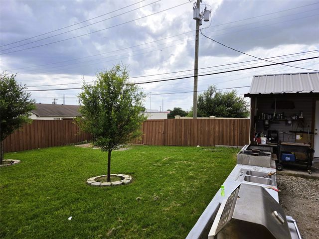 13973 Bee Street, Farmers Branch, TX 75234