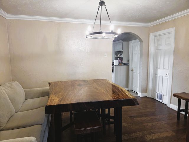 13973 Bee Street, Farmers Branch, TX 75234