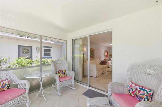 5579 Rattlesnake Hammock RD B7, Naples, FL 34113