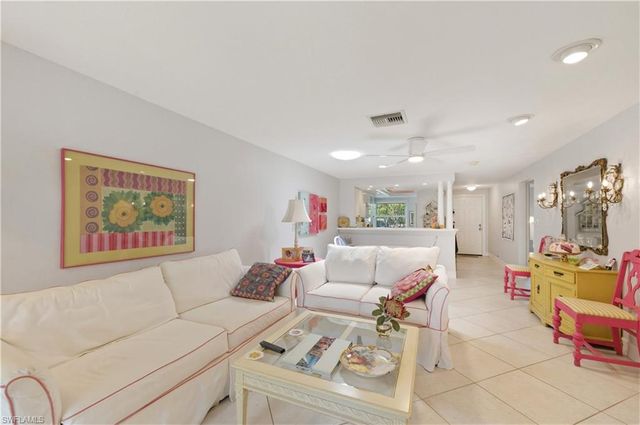 5579 Rattlesnake Hammock RD B7, Naples, FL 34113