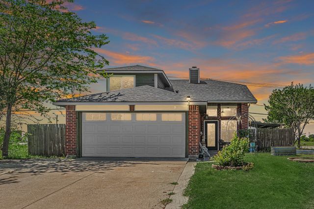 3137 Green Branch Drive, Grand Prairie, TX 75052