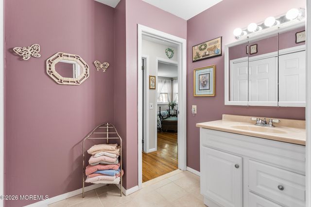 7 Crocus Lane B, Whiting, NJ 08759