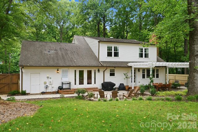 718 Ashmeade Road, Charlotte, NC 28211