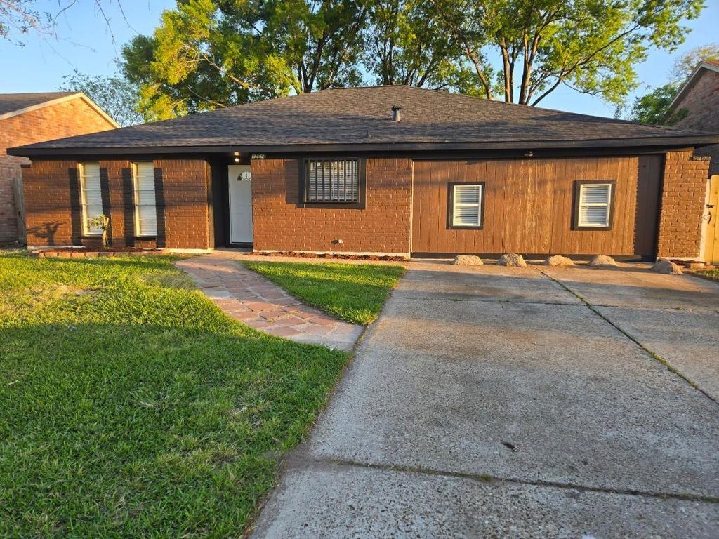 12614 Drifting Winds Drive, Houston, TX 77044