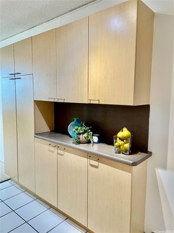 2442 Tusitala Street 316, Honolulu, HI 96815