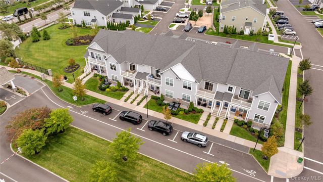 272 Silver Timber Drive, Yaphank, NY 11980