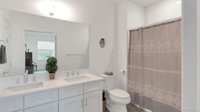 272 Silver Timber Drive, Yaphank, NY 11980