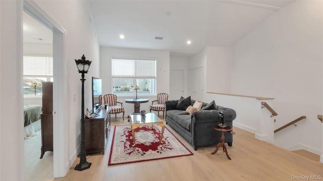 272 Silver Timber Drive, Yaphank, NY 11980