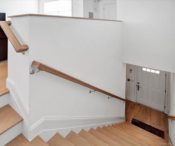 272 Silver Timber Drive, Yaphank, NY 11980