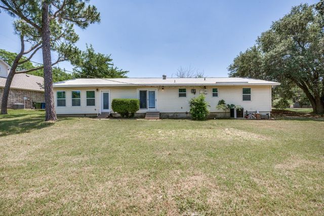 104 Cove Drive, Shady Shores, TX 76208