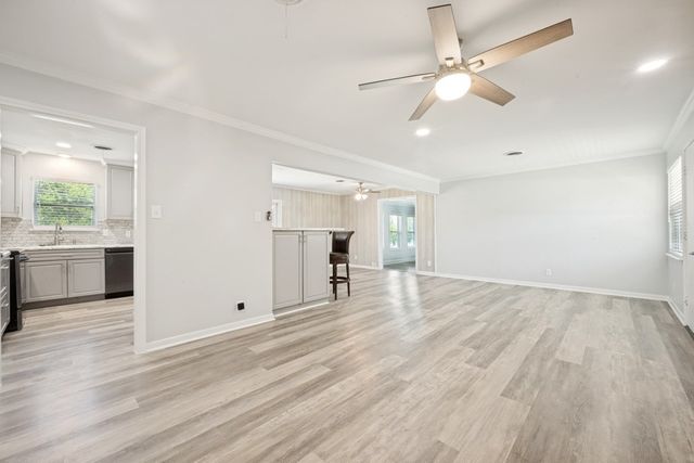 104 Cove Drive, Shady Shores, TX 76208
