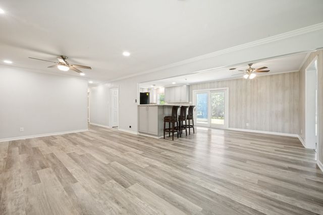 104 Cove Drive, Shady Shores, TX 76208