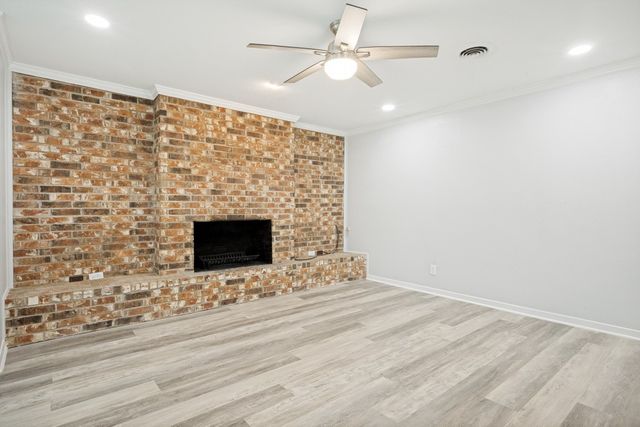 104 Cove Drive, Shady Shores, TX 76208