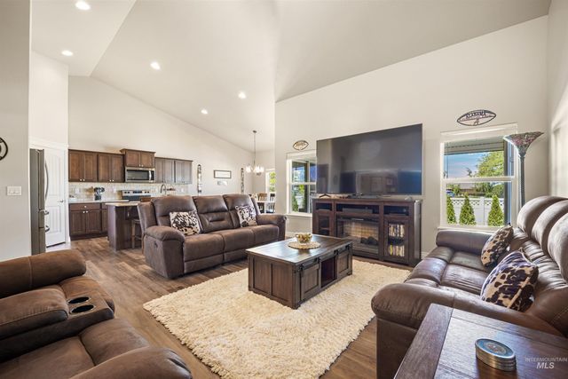 2913 Evening Sun Drive, Twin Falls, ID 83301