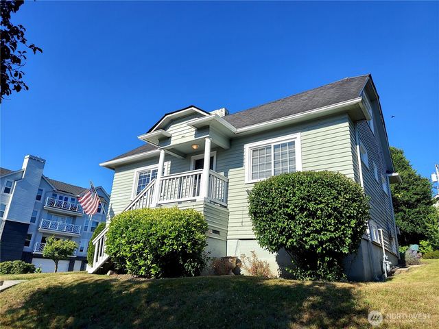 2001 Grand Avenue, Everett, WA 98201